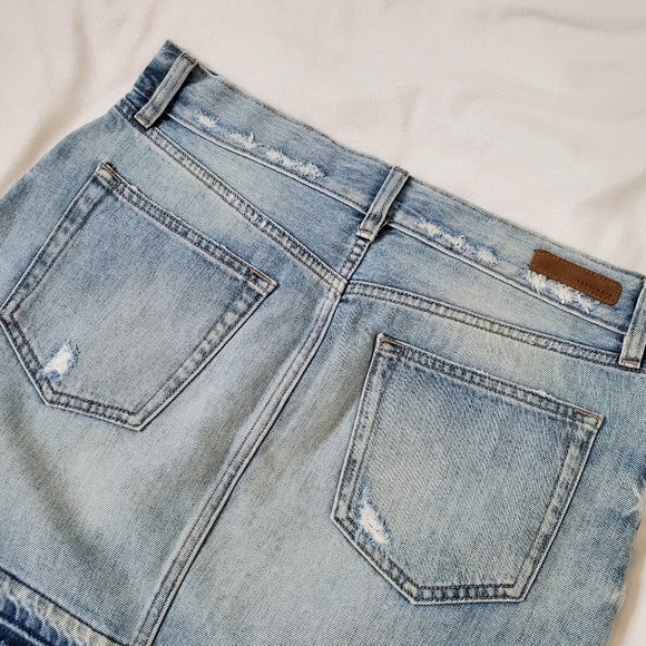 NWOT Sanctuary Distressed Denim Mini Skirt Size 27 - Picture 7 of 11